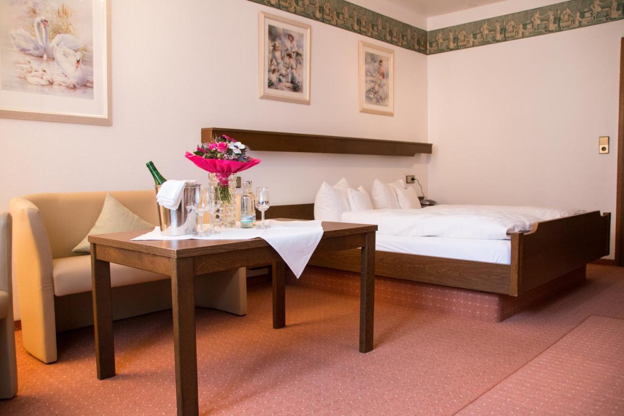 Hotel Rheingraf 캄프보른호펜 외부 사진